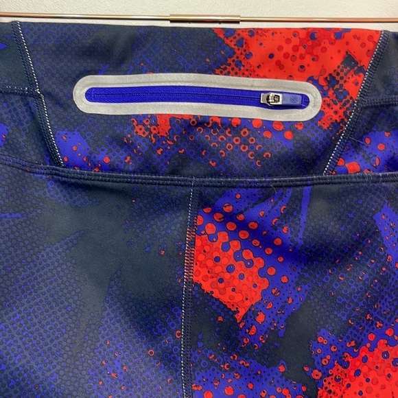 ATHLETA Blue and red 3/4 leggings. Size small - Picture 11 of 12
